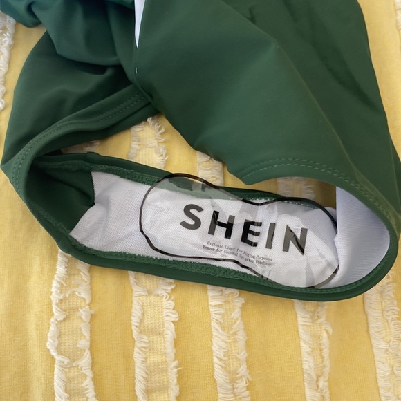 ☀️Colorblock One-Shoulder Bathing Suit ☀️NWT - Picture 6 of 8